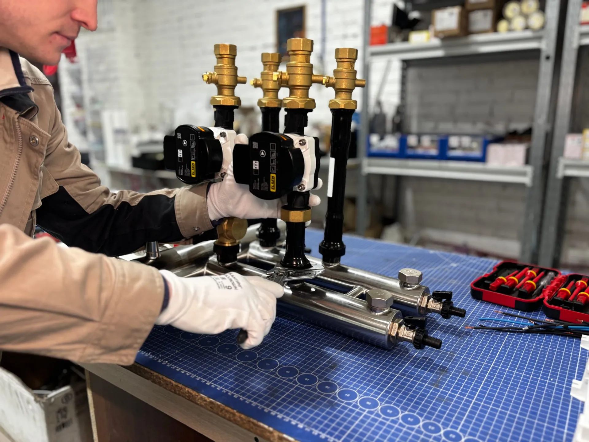 Heating manifold and isolation valves being assembled